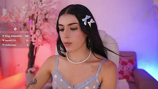 JadeSummerr online show from May 2026 04:04:02 PM