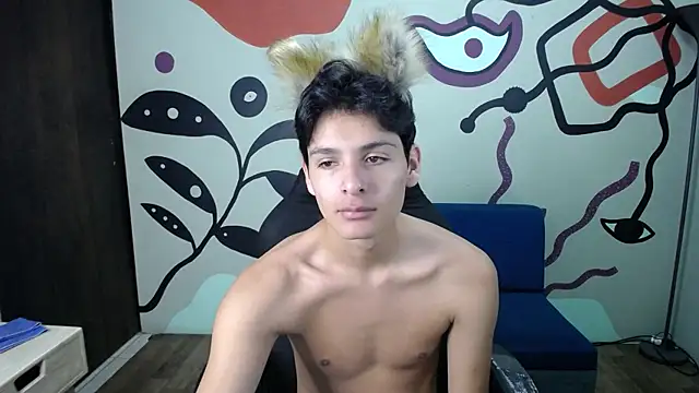 Luca vega online show from October 2025 04:08:02 PM