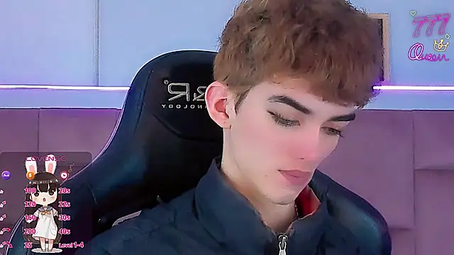 Baby FenixTS online show from February 2026 07:44:02 PM