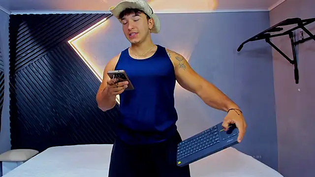 Horny nick18 online show from June 2026 11:25:02 AM