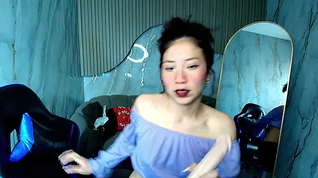 valentina r  online show from November 2025 03:17:02 AM