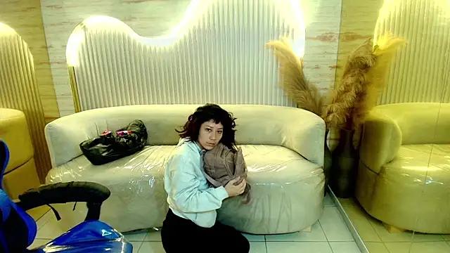valentina r  online show from May 2026 03:23:01 AM