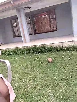 Snapshot of SweetHoney21_ chatting on November 2025 02:18:01 PM SweetHoney21 online show from November 2025 02:18:01 PM