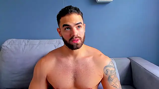 Paul Phoenix online show from October 2025 07:48:02 PM