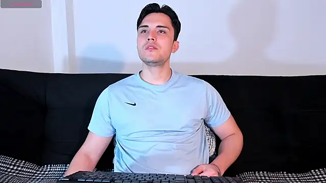 Snapshot of jasonxd9898 chatting on October 2025 01:04:02 AM jasonxd9898 online show from October 2025 01:04:02 AM