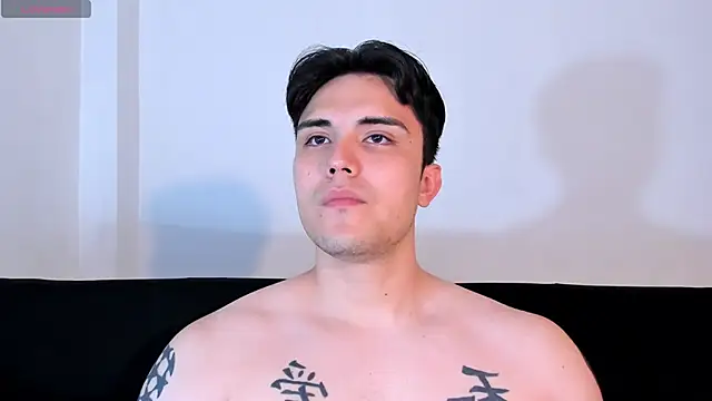 Snapshot of jasonxd9898 chatting on October 2025 01:03:02 AM jasonxd9898 online show from October 2025 01:03:02 AM