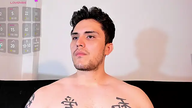 Snapshot of jasonxd9898 chatting on December 2025 01:02:02 AM jasonxd9898 online show from December 2025 01:02:02 AM