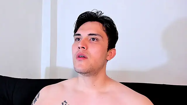 Snapshot of jasonxd9898 chatting on December 2025 01:00:01 AM jasonxd9898 online show from December 2025 01:00:01 AM