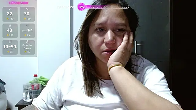 Snapshot of haashkyo chatting on October 2025 05:13:01 AM haashkyo online show from October 2025 05:13:01 AM