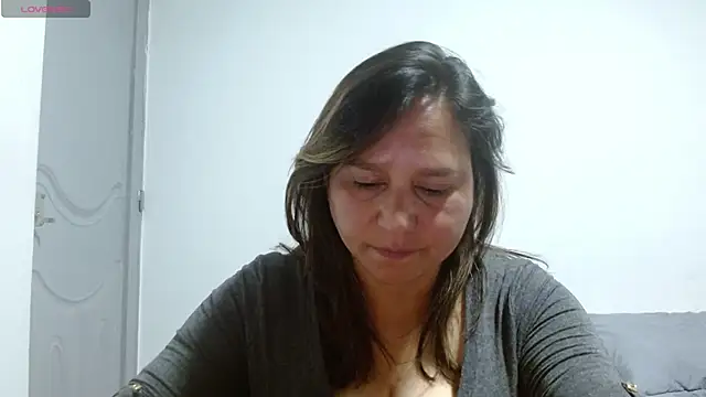 Snapshot of haashkyo chatting on October 2025 05:08:02 AM haashkyo online show from October 2025 05:08:02 AM