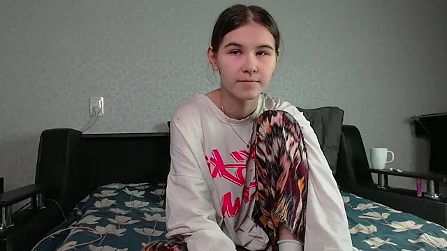 litle owl online show from June 2026 10:55:02 PM