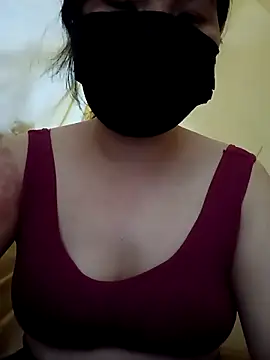 Snapshot of babyjunee12 chatting on March 2026 03:40:01 PM babyjunee12 online show from March 2026 03:40:01 PM