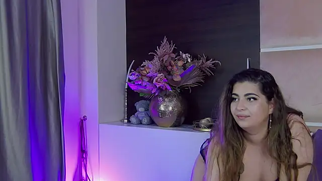 Snapshot of ZoeBellee chatting on September 2025 08:31:02 PM ZoeBellee online show from September 2025 08:31:02 PM
