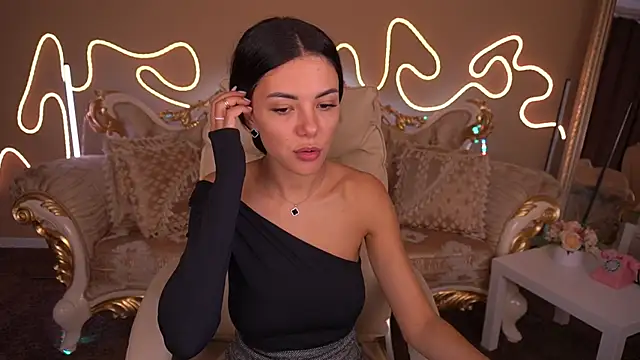 Snapshot of OnlyXxandra chatting on October 2025 12:58:01 PM OnlyXxandra online show from October 2025 12:58:01 PM