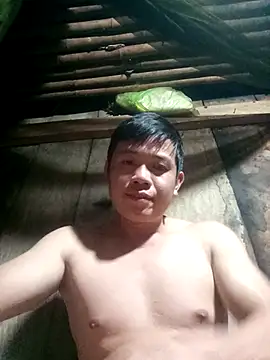 DungLuongg online show from November 2025 02:06:02 PM