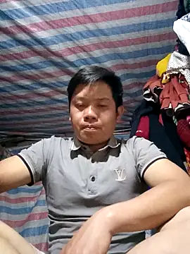 DungLuongg online show from March 2026 02:11:02 PM