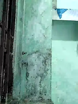 poojam93 online show from September 2025 01:39:01 AM