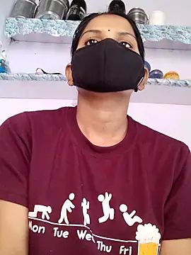 poojam93 online show from December 2025 02:41:02 AM