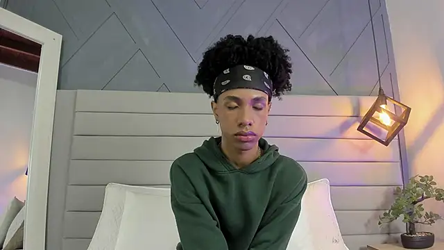 Johan gz  online show from November 2025 11:31:02 AM