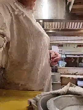 Snapshot of sarahkat86 chatting on September 2025 08:54:01 PM sarahkat86 online show from September 2025 08:54:01 PM