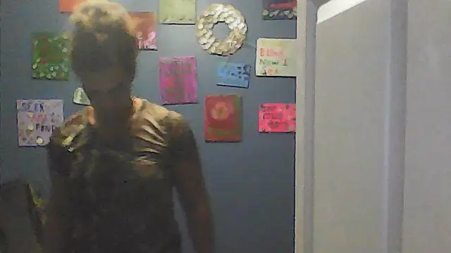 Snapshot of sarahkat86 chatting on October 2025 01:13:02 AM sarahkat86 online show from October 2025 01:13:02 AM