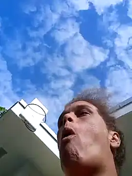 Snapshot of sarahkat86 chatting on October 2025 08:21:02 PM sarahkat86 online show from October 2025 08:21:02 PM