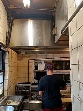 Snapshot of sarahkat86 chatting on December 2025 04:13:01 PM sarahkat86 online show from December 2025 04:13:01 PM