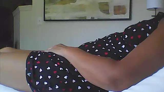 sarahkat86 online show from June 2026 03:53:01 PM