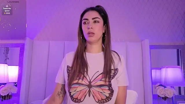 CristalHeart  online show from March 2026 01:48:02 PM