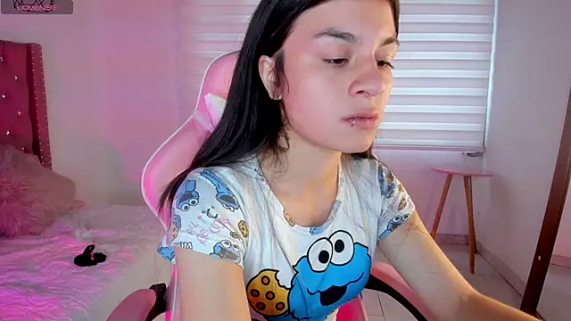 Jade rey  online show from October 2025 08:17:01 PM