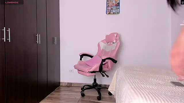 Snapshot of kendal_hot01 chatting on March 2026 11:55:01 PM kendal hot01 online show from March 2026 11:55:01 PM