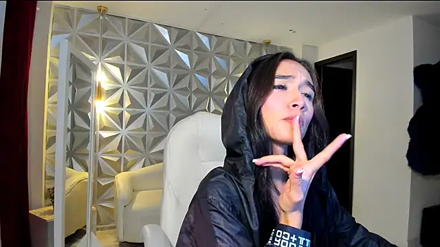 hellen tease online show from April 2026 12:55:02 PM