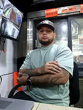 Catire10  online show from November 2025 01:55:02 PM