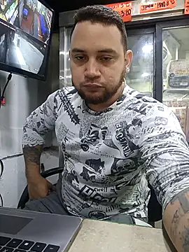 Catire10  online show from December 2025 01:39:02 PM