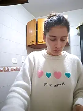 aytanna torrez online show from November 2025 12:29:02 PM