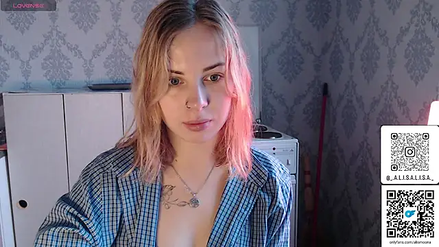 Snapshot of Alismoona chatting on December 2025 08:34:01 AM Alismoona online show from December 2025 08:34:01 AM