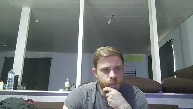 Snapshot of Bikerhot883hd chatting on May 2026 05:42:02 PM Bikerhot883hd online show from May 2026 05:42:02 PM