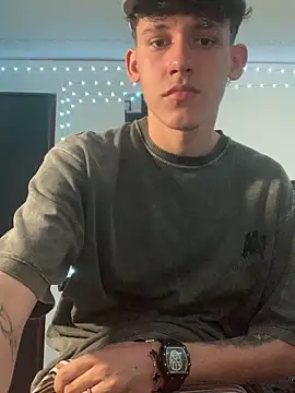 Snapshot of Mike-snderson chatting on December 2025 09:55:02 PM Mike-snderson online show from December 2025 09:55:02 PM