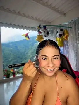 samanthahut1 online show from June 2026 08:32:02 PM