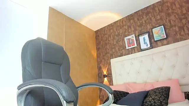 Snapshot of sweet__vanessa1 chatting on March 2026 07:41:01 PM sweet vanessa1 online show from March 2026 07:41:01 PM