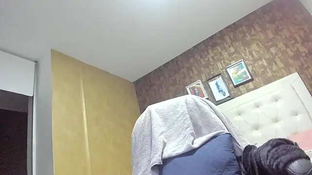 sweet  vanessa1 online show from April 2026 12:24:02 AM