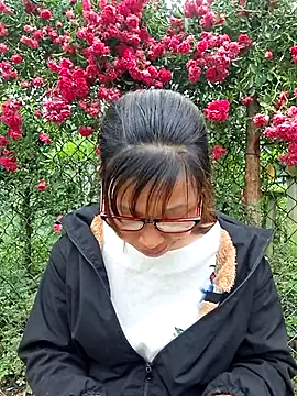 ngocngoc cute online show from April 2026 10:30:01 AM