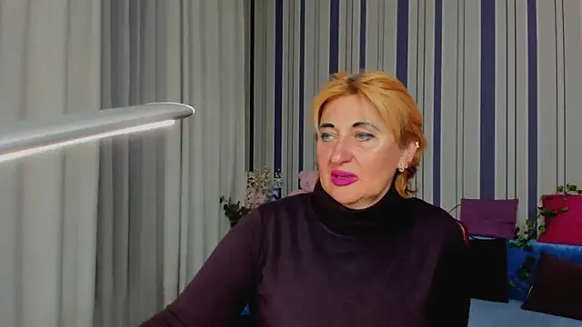 Snapshot of MilanaAlvis chatting on October 2025 12:09:01 PM MilanaAlvis online show from October 2025 12:09:01 PM