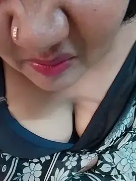 Snapshot of Swapna_Hyd chatting on June 2026 08:02:01 AM Swapna Hyd online show from June 2026 08:02:01 AM