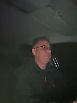 andyjulia online show from November 2025 05:20:02 AM