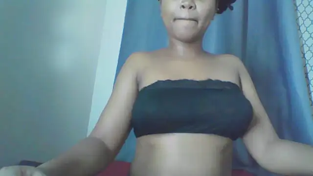 Snapshot of Babyy_Face chatting on October 2025 07:12:01 AM Babyy Face online show from October 2025 07:12:01 AM