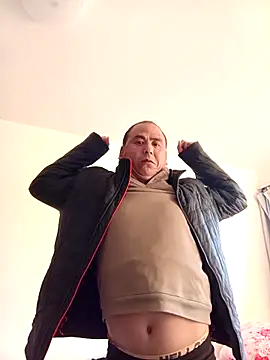 CWQ123 online show from October 2025 10:59:02 PM