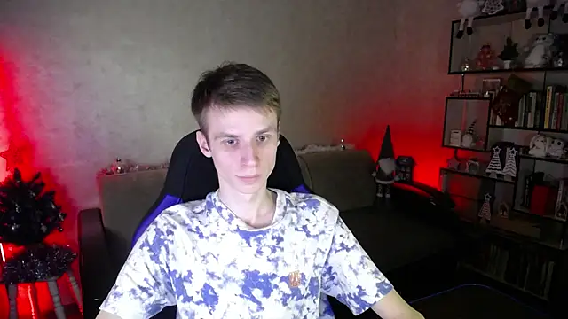 yes cute boy  online show from January 2026 09:17:01 PM