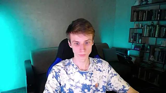 yes cute boy  online show from March 2026 05:53:01 PM