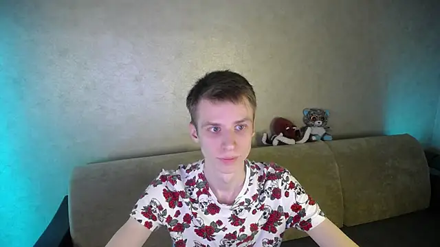 Snapshot of yes_cute_boy_ chatting on May 2026 12:39:02 AM yes cute boy online show from May 2026 12:39:02 AM